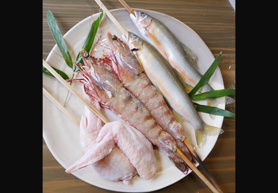 個室囲炉裏焼き水流見（つるみ）囲炉裏焼き
